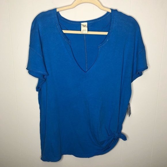 We The Free Distressed V-neck Tie Tee - Picture 1 of 7